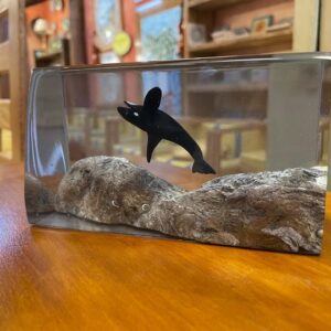 scultura resina orca